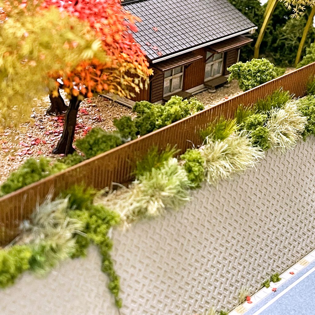 鉄道模型ジオラマに日本の秋の風物詩を1